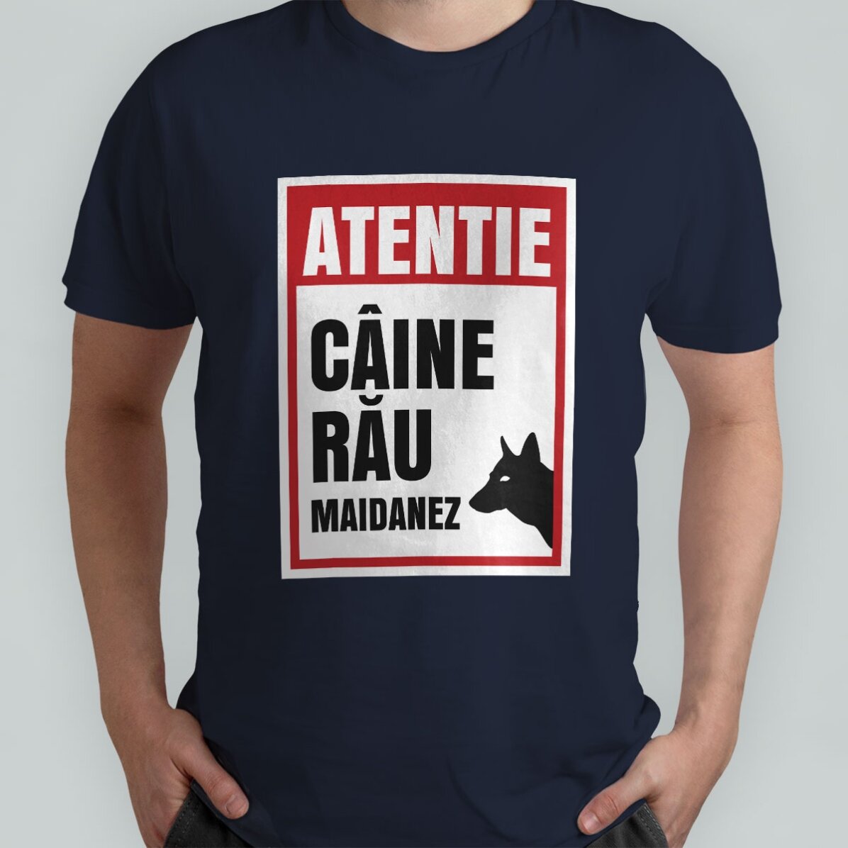 Katoenen T-shirt met gepersonaliseerde tekst - Pas op, gevaarlijke hond!