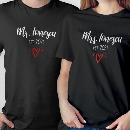 Personalised cotton T-shirt with text - Mr & Mrs