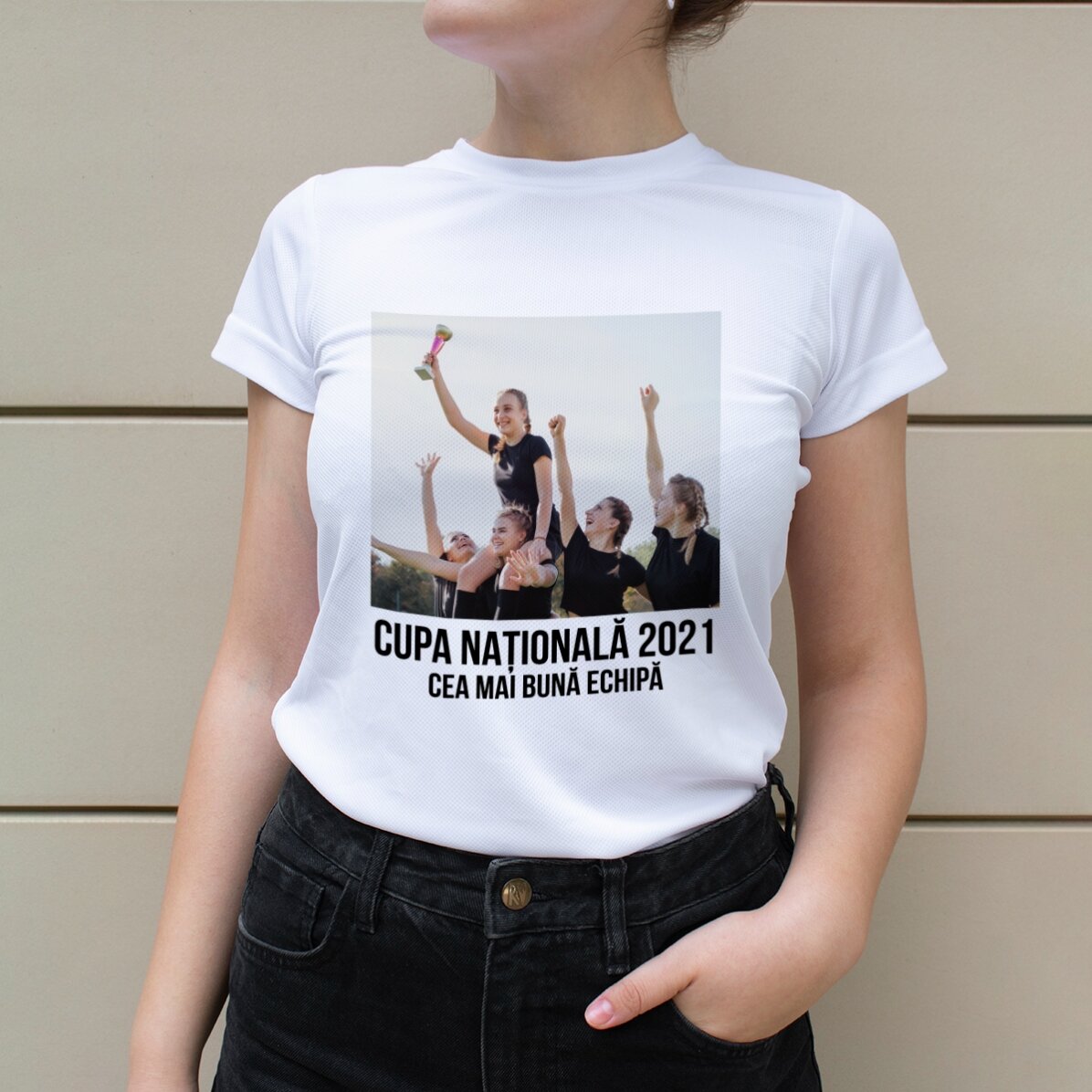 Gepersonaliseerd sportshirt met een foto en tekst