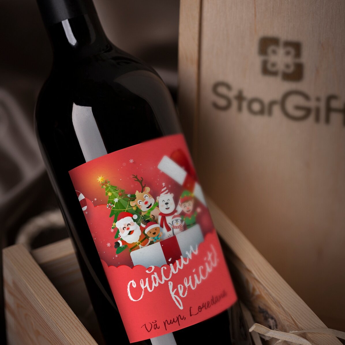 Wijn met gepersonaliseerde tekst - Santa & his friends